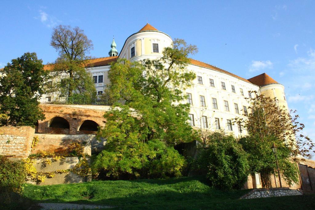 Penzion Fontana Mikulov Ngoại thất bức ảnh